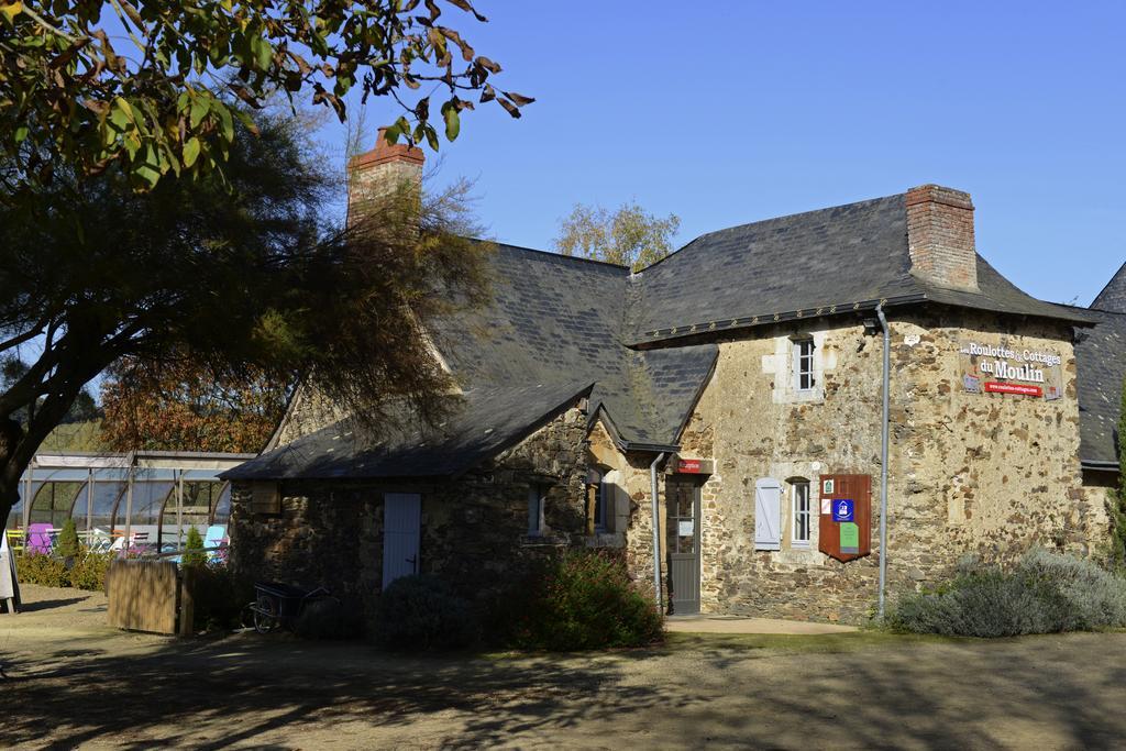 Les Roulottes & Cottages Du Moulin Chenille-Change Ngoại thất bức ảnh