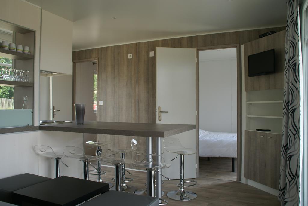 Les Roulottes & Cottages Du Moulin Chenille-Change Ngoại thất bức ảnh